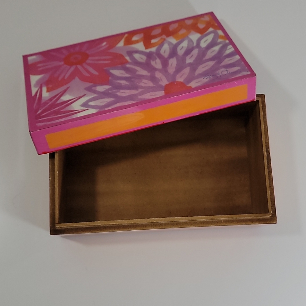 Flower Jewelry Box 7½ x 3" x 4½"